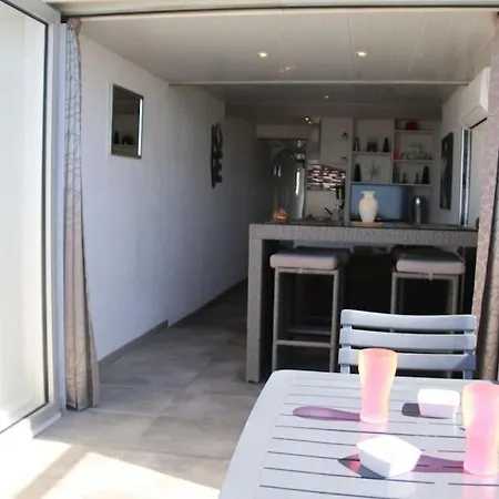 74, Port Nature 2 Au Village Naturiste